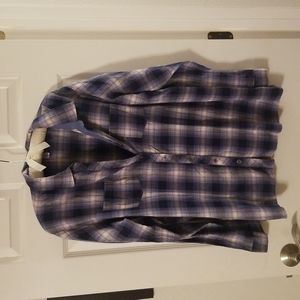 Dress Barn long sleeve button down blue plaid